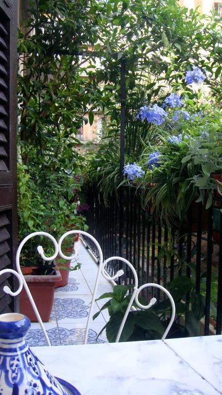 Couette-café Cagliari House *