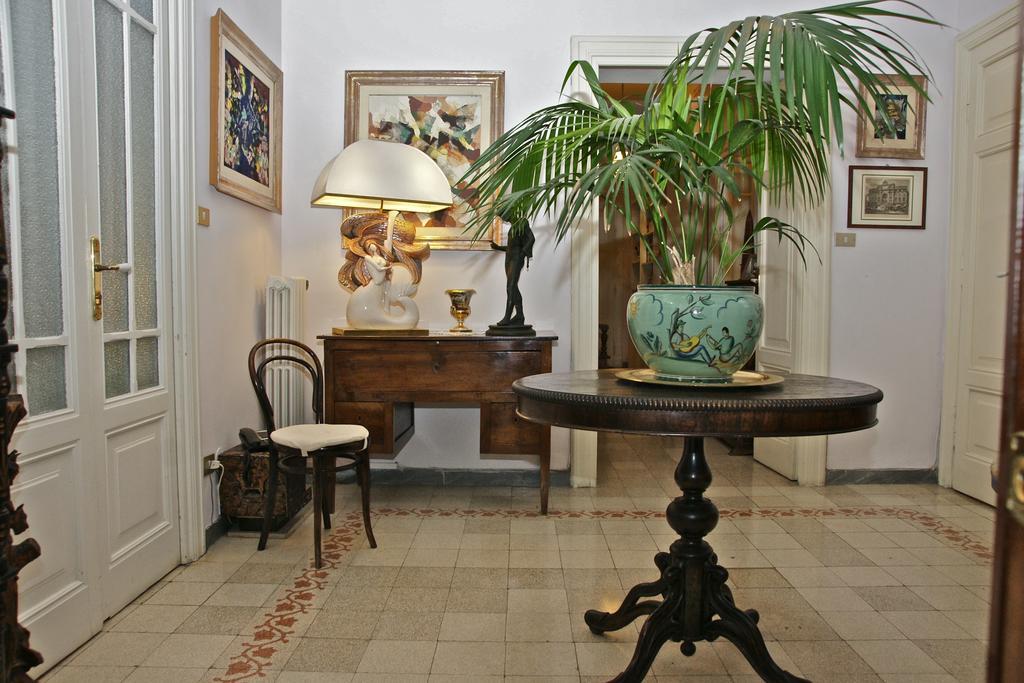 Cagliari House Couette-café