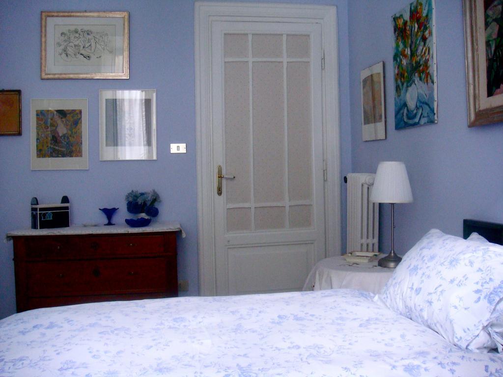 Cagliari House Couette-café *